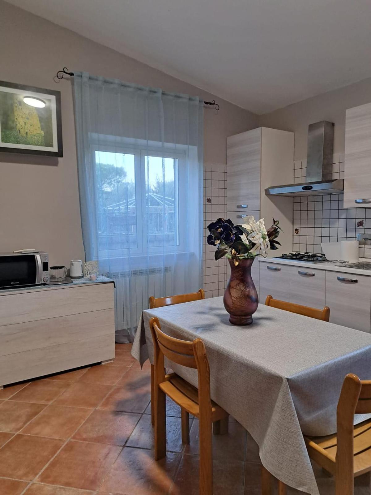 Apartment Roma Tor Vergata Con Giardino 外观 照片